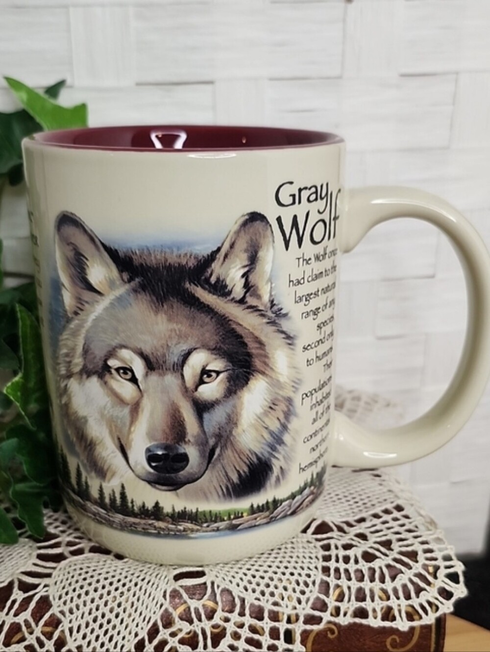 👉AWESOME "GRAY WOLF" AMERICAN EXPEDITION WILDLIFE CERAMIC MUG ~ 16OZ, RED